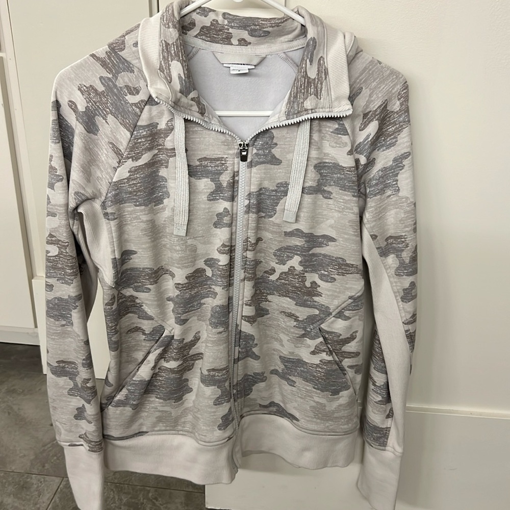 Athleta like new zip hoodie